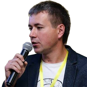 Алексей Комаров